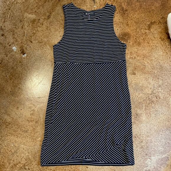 ATHLETA Black and White Stripe La Palma sleeveless Wrap Dress - Picture 5 of 12